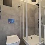 Float House Nr 659 아파트