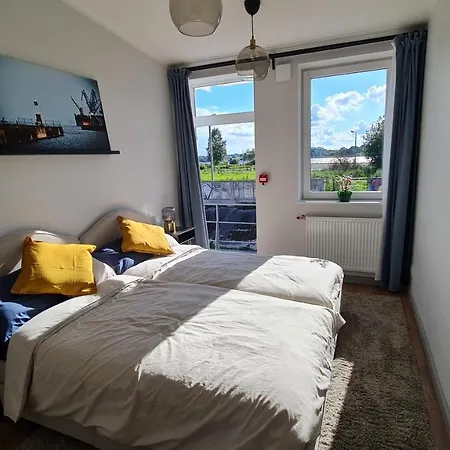Apartament Float House Nr 659 *
