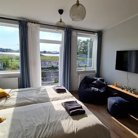 Float House Nr 659 Apartman