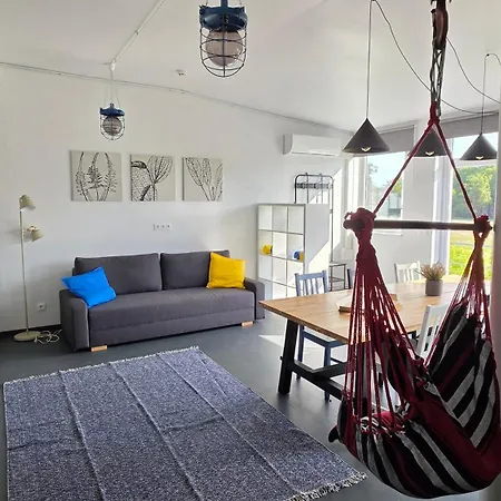 Float House Nr 659 Ryga