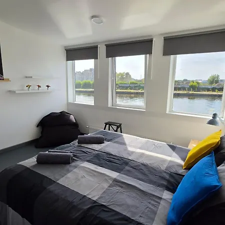 Float House Nr 659 * Ryga